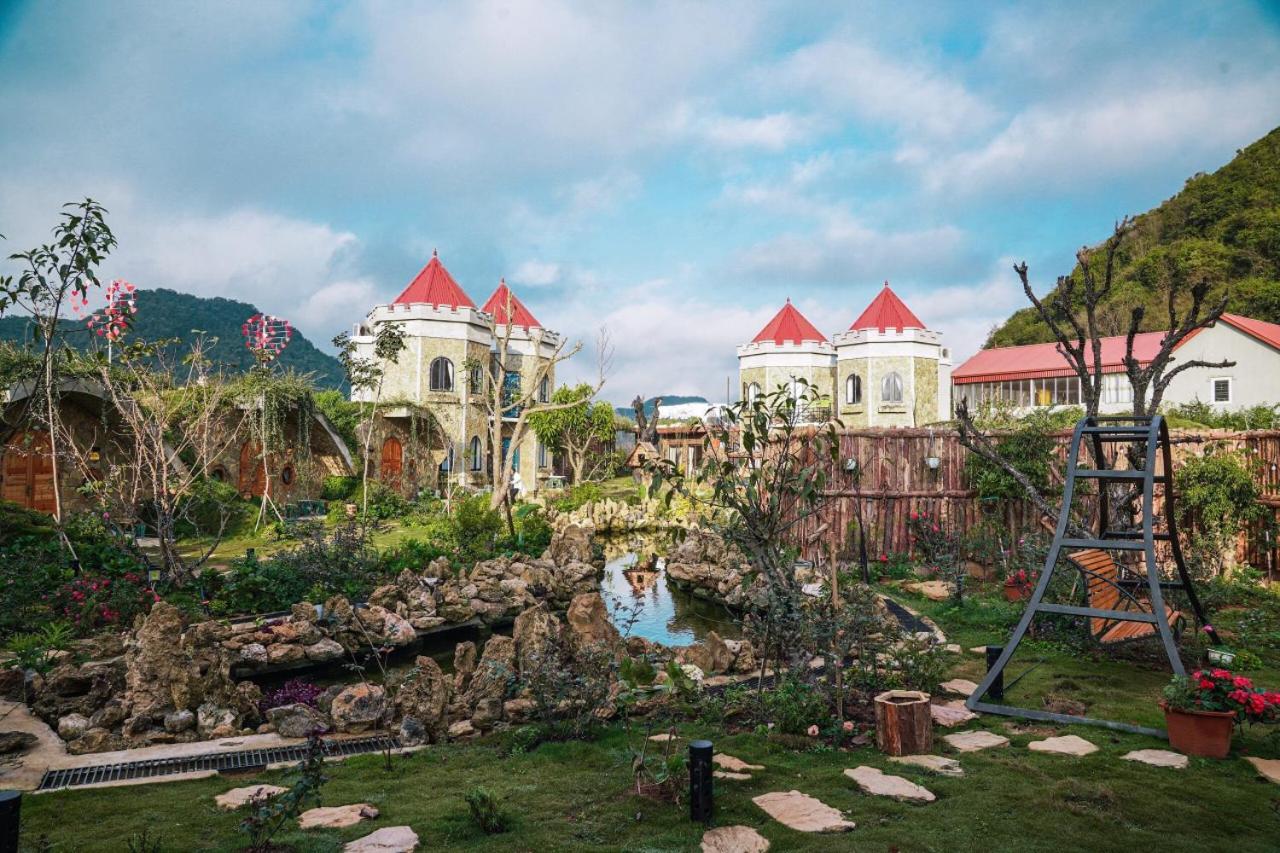 Moc Chau Hobbiton Bed & Breakfast Exterior photo
